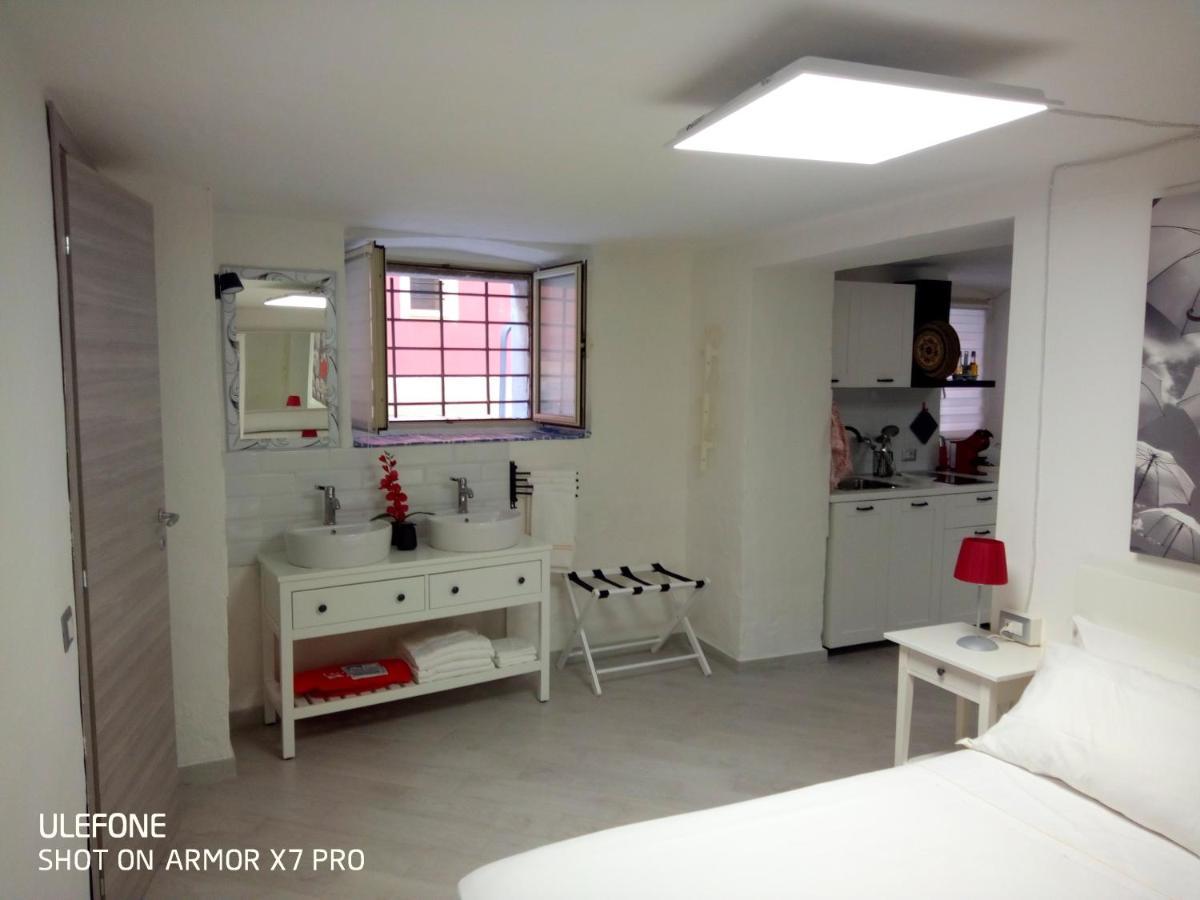 Ombrellorosso Apartment Каляри Екстериор снимка