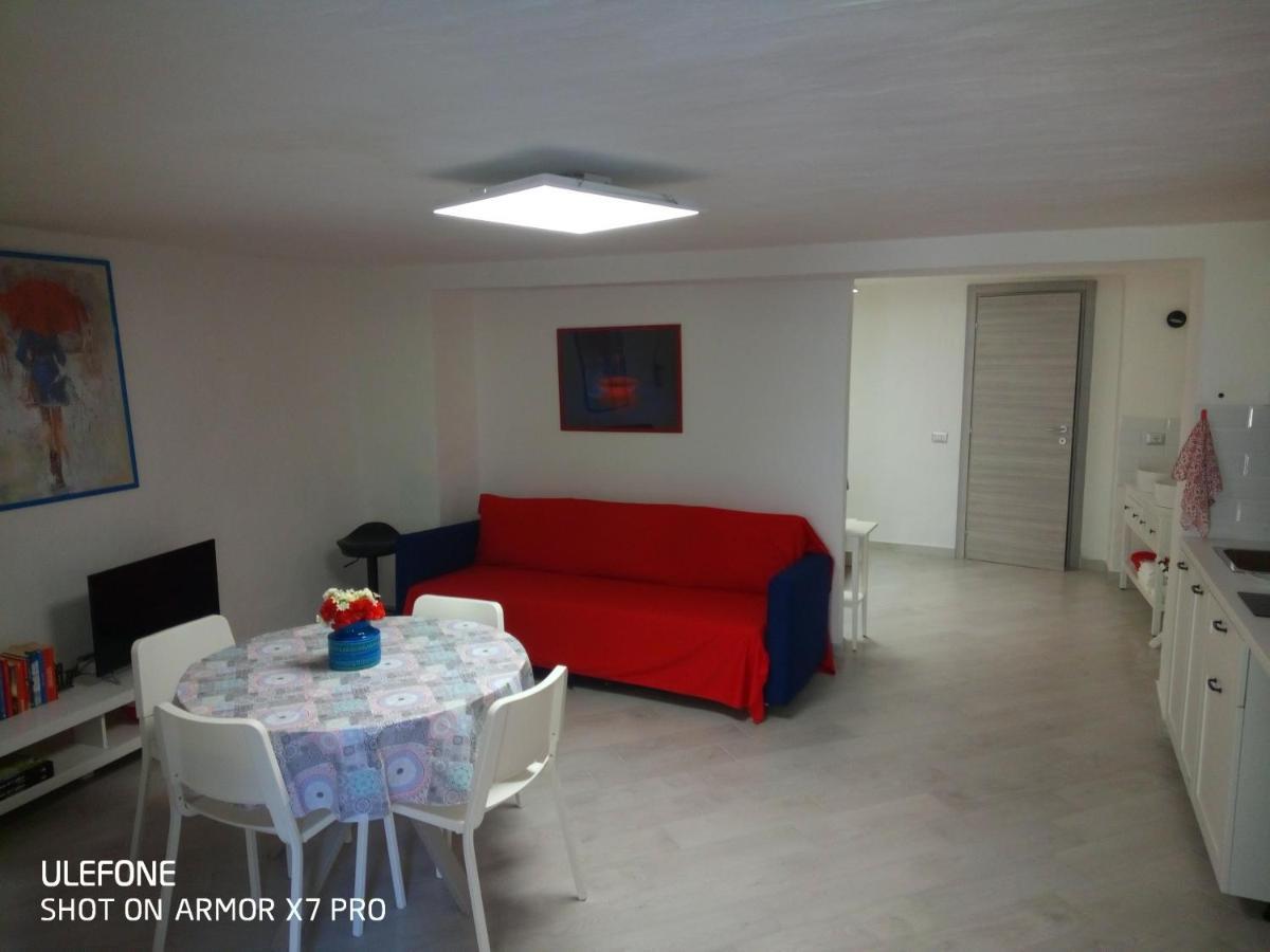 Ombrellorosso Apartment Каляри Екстериор снимка